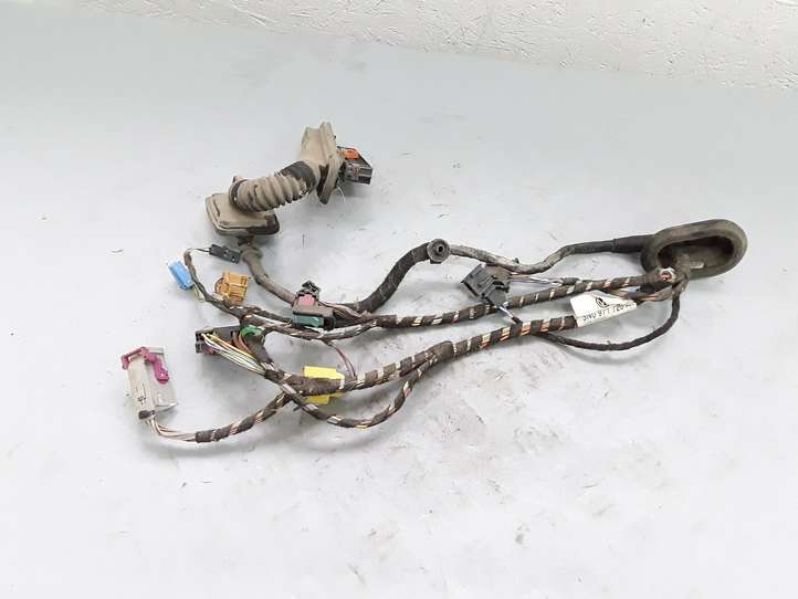 Volkswagen Tiguan (2007 - 2011)  5N0971120A Проводка передних дверей