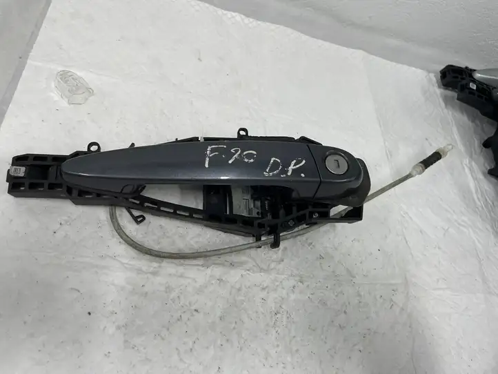 BMW 1 F20 F21 (2011 - 2019) 7297750 Наружная ручка двери — фото 1