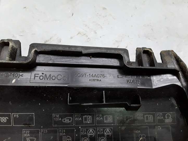 Land Rover Freelander (2006 - 2010)  6G9T14A076SA Крышка ящика предохранителей