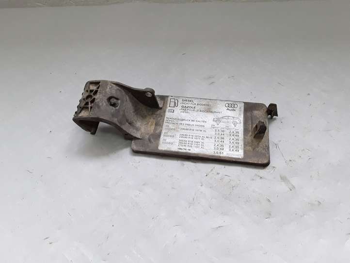 Audi Q7 (2005 - 2009)  4L0010502E Крышка топливного бака