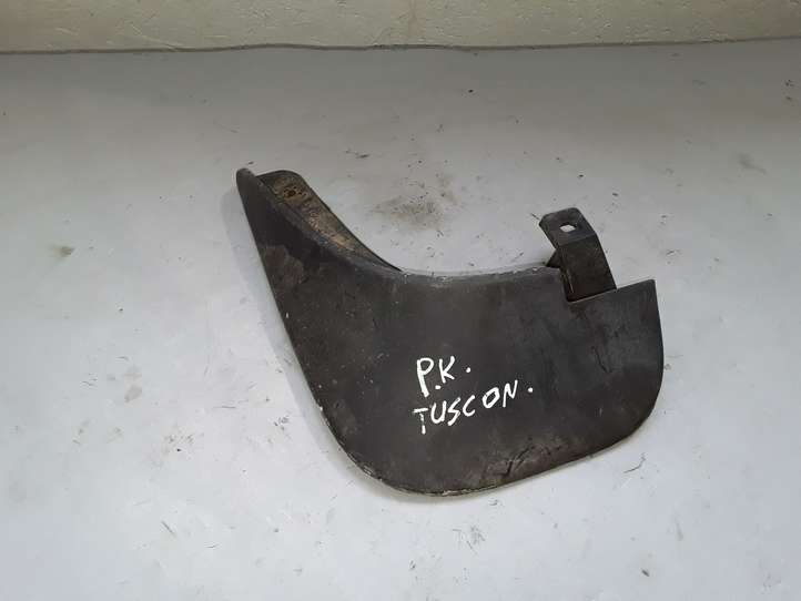 Hyundai Tucson JM (2004 - 2009)  868312E010 Передний брызговик