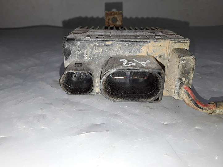 Audi A8 (2005 - 2007)  8E0959501P Реле вентилятора охлаждения