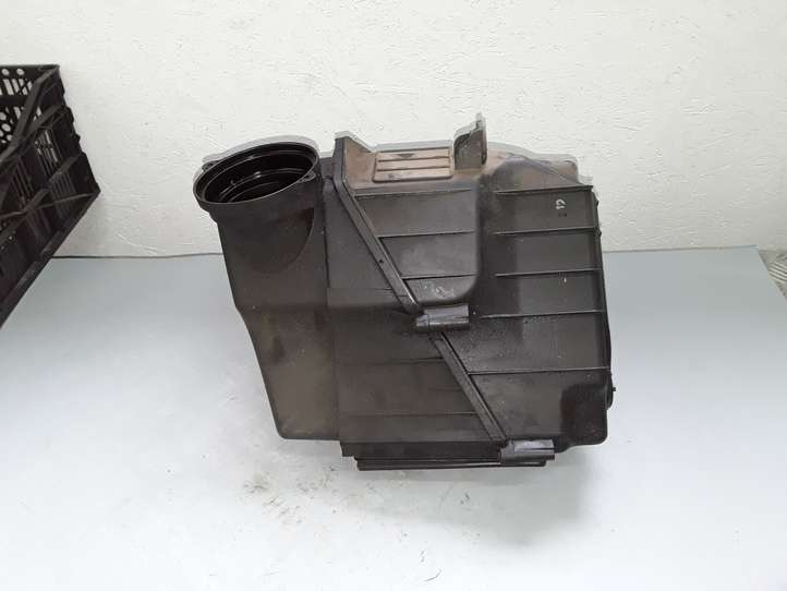 Audi A8 (2005 - 2007)  4E0129620E Коробка воздушного фильтра