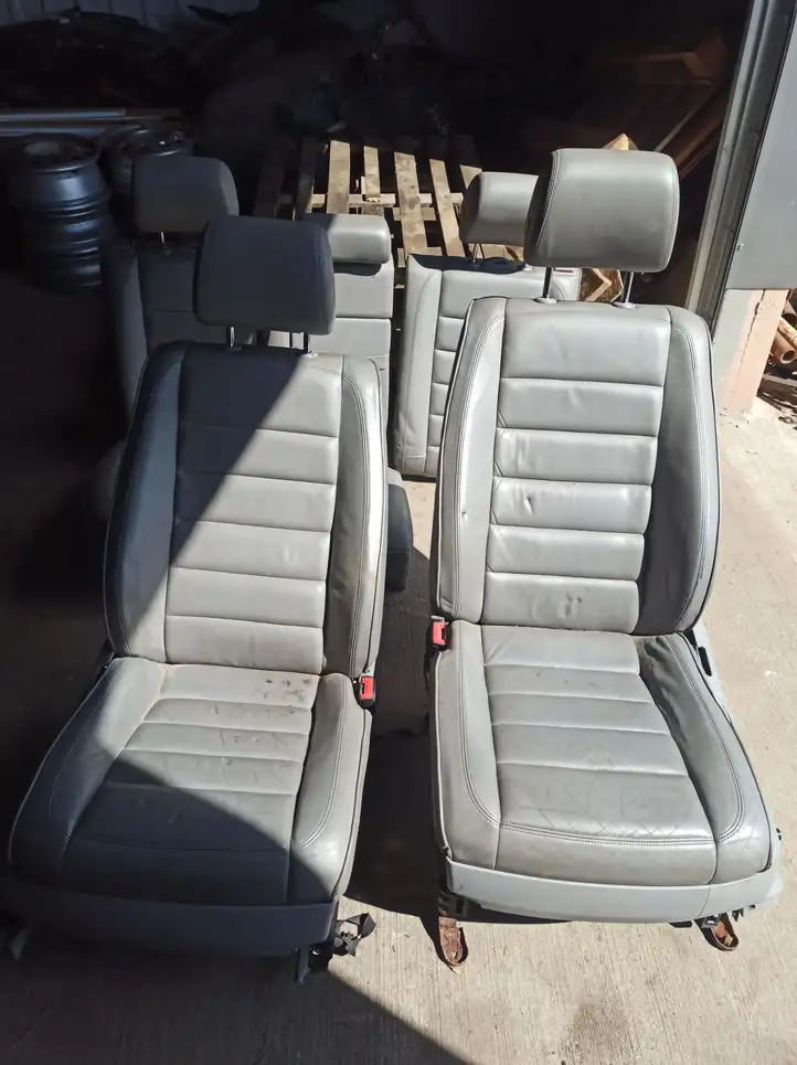 Volkswagen Touareg I (2002 - 2010) Комплект отделки дверей — фото 1