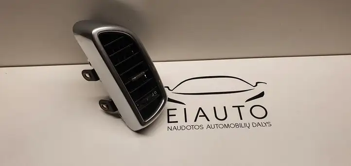 Porsche Cayenne (92A) (2011 - 2017) 7P5819703A Боковой воздушный дефлектор — фото 1