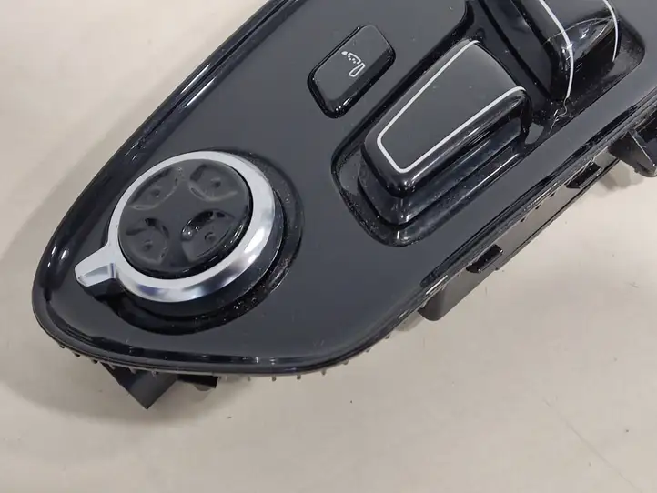Audi A8 S8 D4 4H (2010 - 2014) 8K0959747 Ручка регулировки сиденья — фото 3