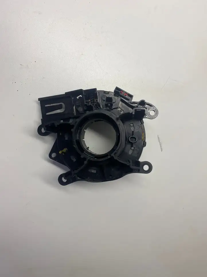 BMW X3 E83 (2003 - 2010) 1043037265 Контактное кольцо SRS — фото 2