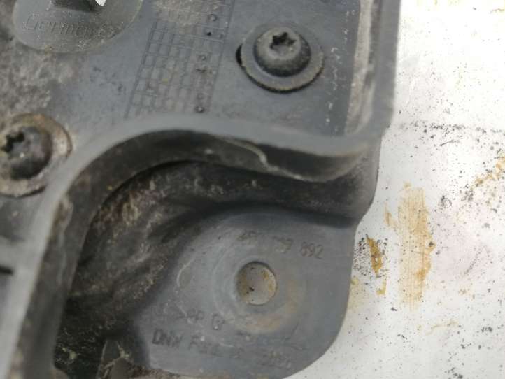 Audi A6 (2004 - 2008)  4F9807892  Держатель заднего бампера (кронштейн)