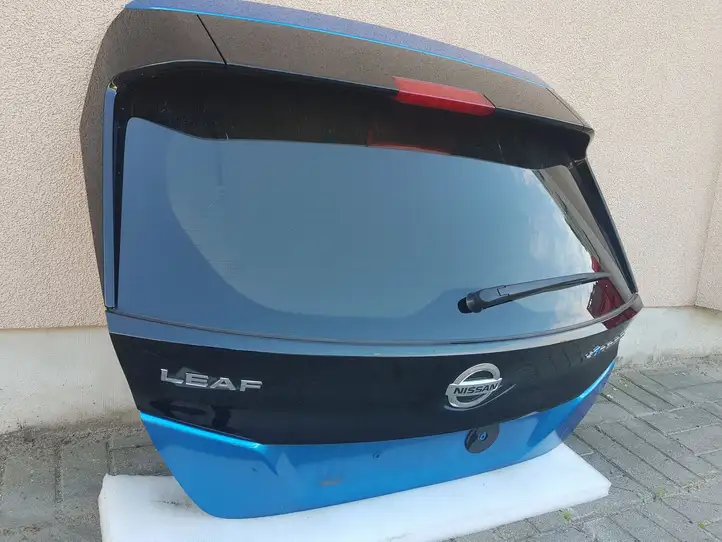 Nissan Leaf II (ZE1) (2017 - ) Крышка багажника — фото 1