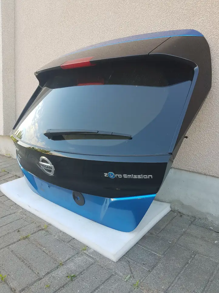 Nissan Leaf II (ZE1) (2017 - ) Крышка багажника — фото 2