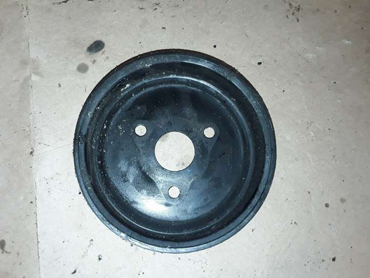Opel Corsa C (2000 - 2003)  90531737 Шкив водяного насоса