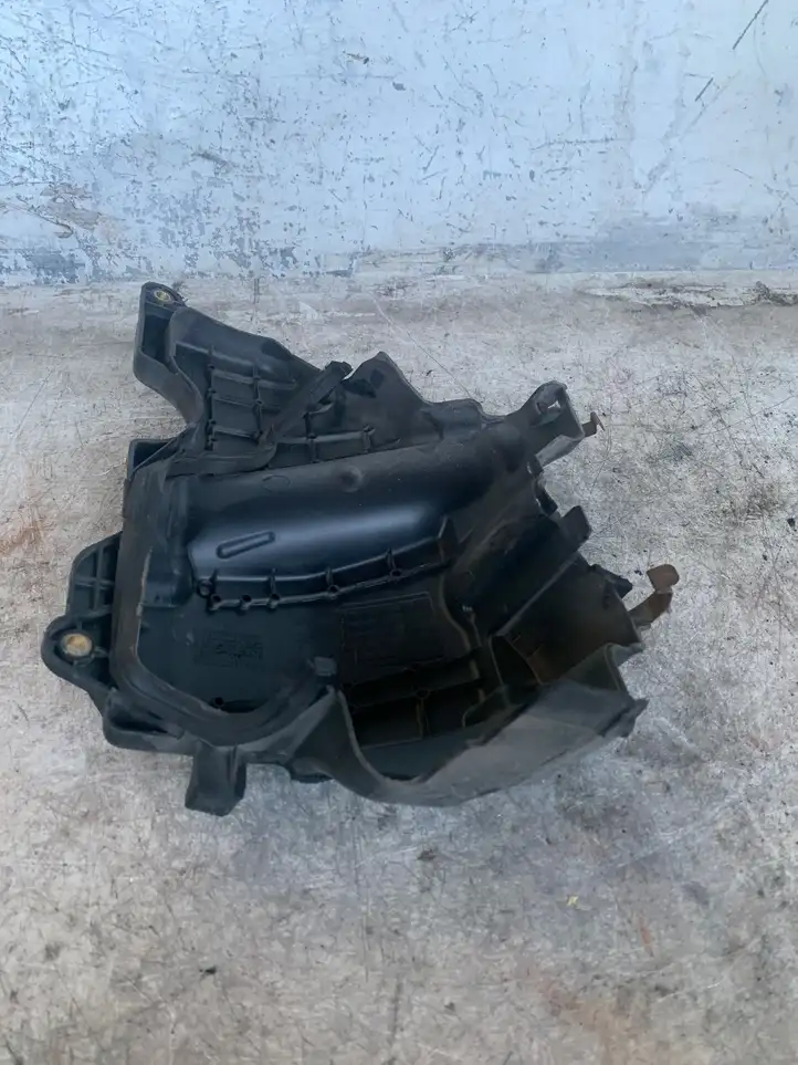 Nissan Juke I F15 (2010 - 2018) 175b17170r Крышка двигателя декоративная — фото 1