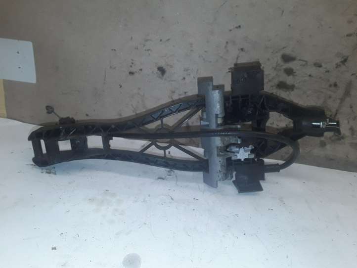 Volvo V50 (2004 - 2008)  30663865 Кронштейн