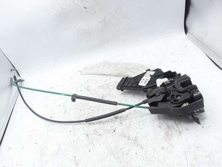 Kia Magentis (2006 - 2008)  814102G010 Замок задней двери