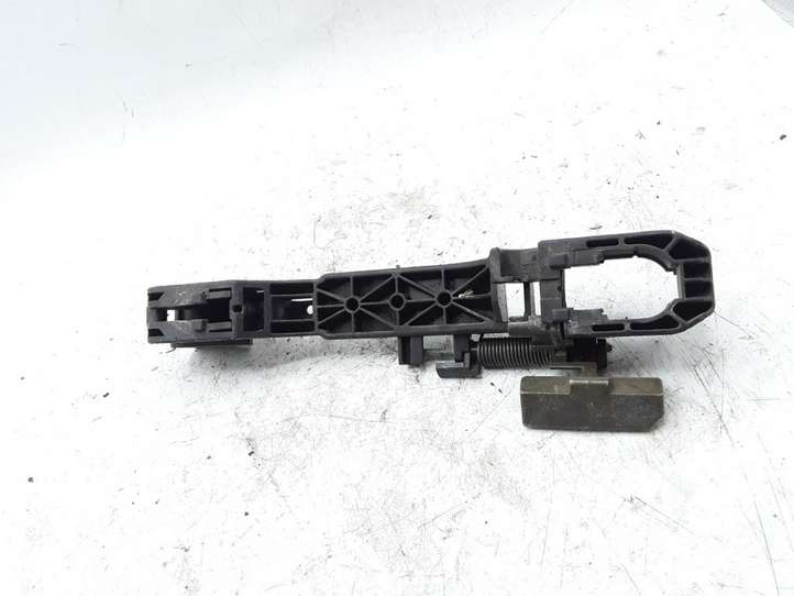 Renault Laguna (2001 - 2005)  8200004747 Кронштейн