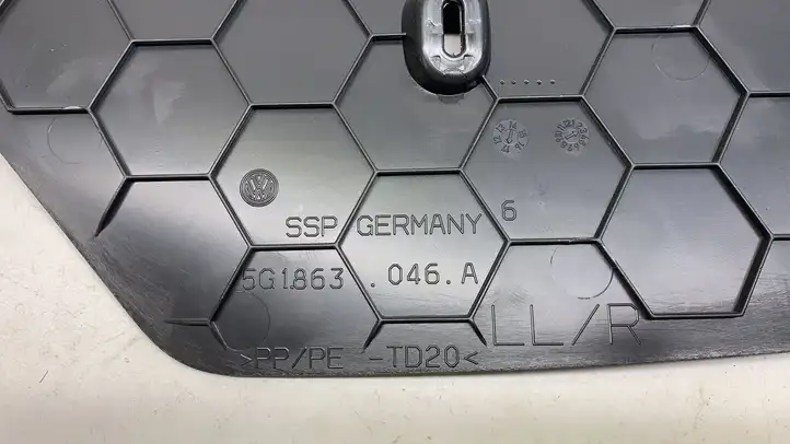 Volkswagen Golf VII (2013 - 2019) 5G1863046A Другая деталь консоли (туннеля) — фото 2