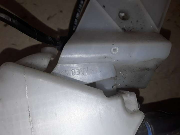 Volkswagen Golf V (2003 - 2009)  1K9839768 Замок задней двери
