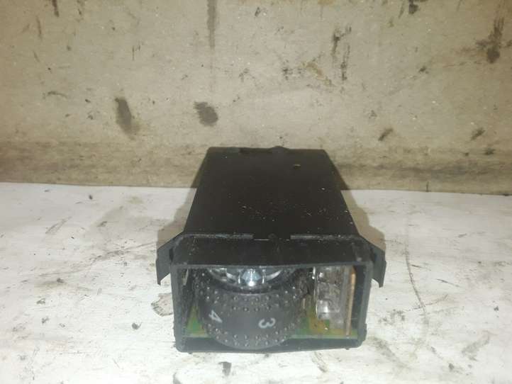 Volkswagen Sharan (2003 - 2010)  7M3963563 Включатель обогрева