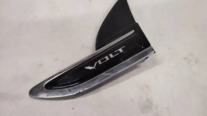 Chevrolet Volt I (2010 - 2015) 22774120 Молдинг крыла — фото 1
