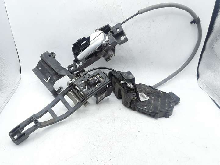 Ford Mondeo MK IV (2007 - 2014)  AM2AR26412AA Замок задней двери