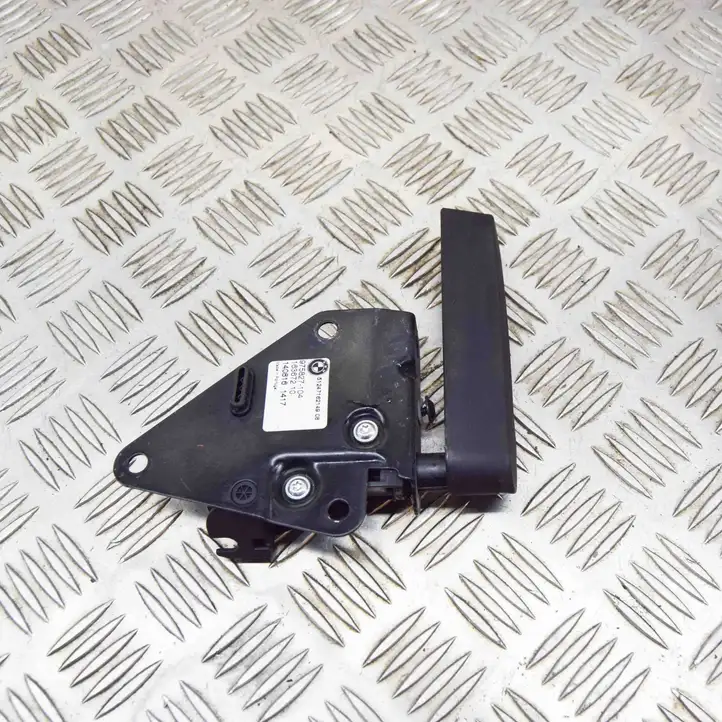 BMW X5 F15 (2013 - 2017) 7162149 Ручка крышки багажника — фото 2