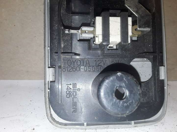 Toyota Avensis T220 (2000 - 2003)  8126005050 Включатель освещения интерьера