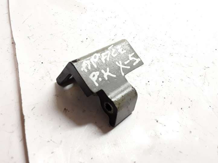 BMW X5 E53 (1999 - 2006)  415182651559 Нижняя петля передней двери