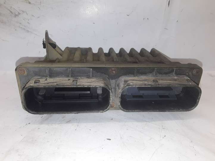 Opel Astra (1998 - 2004)  09131732 Реле вентилятора охлаждения