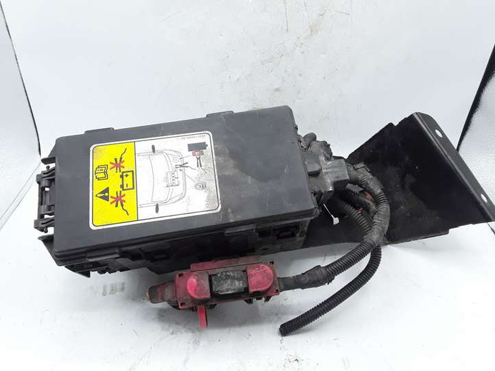 Ford Transit (2006 - 2013)  4L3T14A003AA Блок предохранителей
