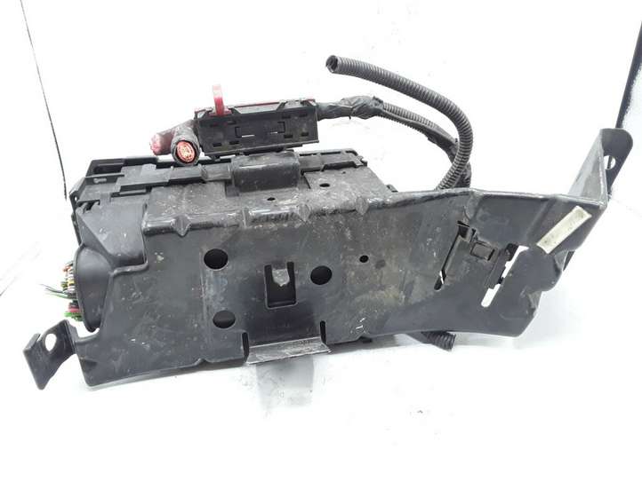 Ford Transit (2006 - 2013)  4L3T14A003AA Блок предохранителей