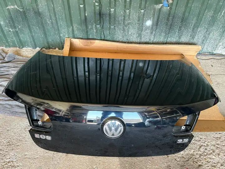 Volkswagen Eos (2006 - 2010) Крышка багажника — фото 1