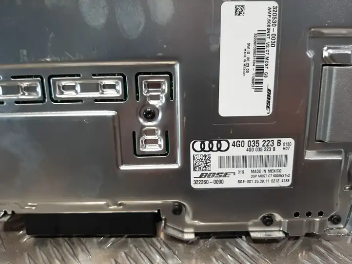 Audi A6 C7 (2011 - 2014) 4G0035224B Усилитель звука — фото 3