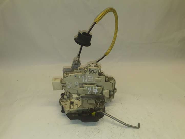 Audi A6 (2004 - 2008)  4F0839015A Замок задней двери