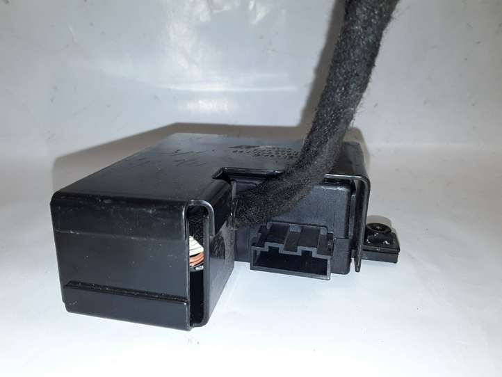 Ford Galaxy (2000 - 2006)  7M0957084B Блок управления иммобилайзера