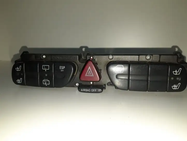 Mercedes-Benz C W203 (2000 - 2007) 2038218658 Мултифункционный включатель управления / ручка — фото 1
