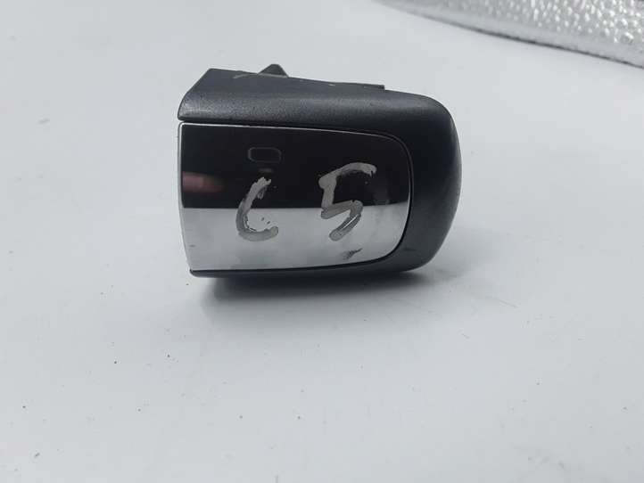 Citroen C5 (2008 - 2017)  96845224677 Накладка ручки передней двери