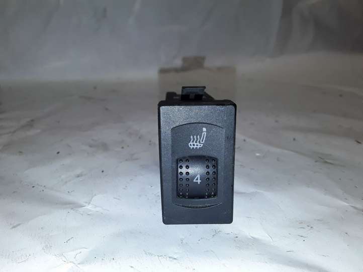 Volkswagen PASSAT B5 (1997 - 2000)  3B0963563C Включатель обогрева