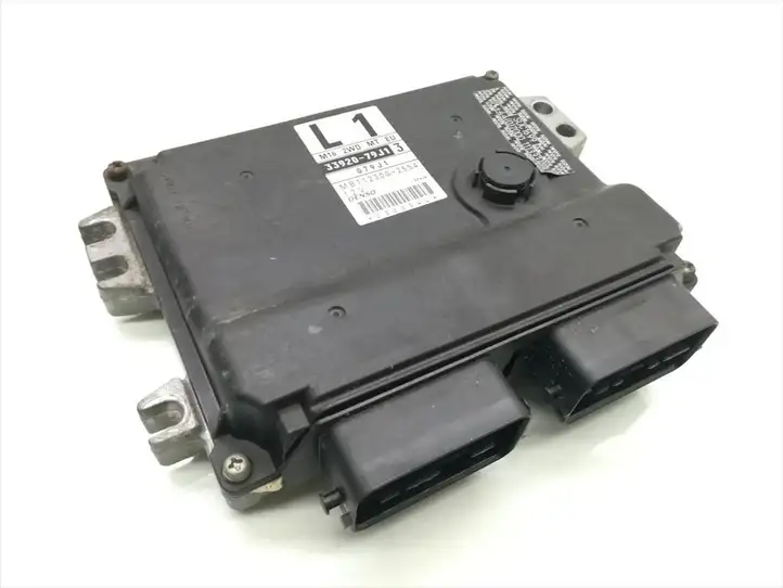 Suzuki SX4 (2006 - 2009) 33920-79J13 Блок управления двигателем (ЭБУ) — фото 1