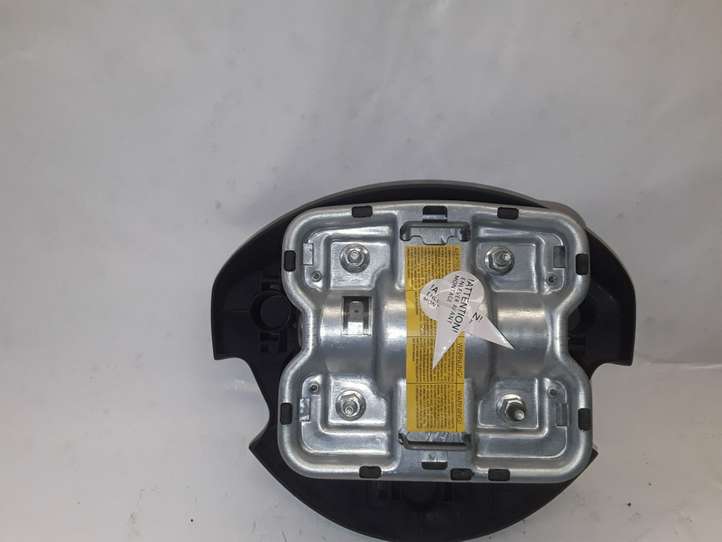 Renault Clio III (2005 - 2012)  8200363630A Подушка безопастности руля
