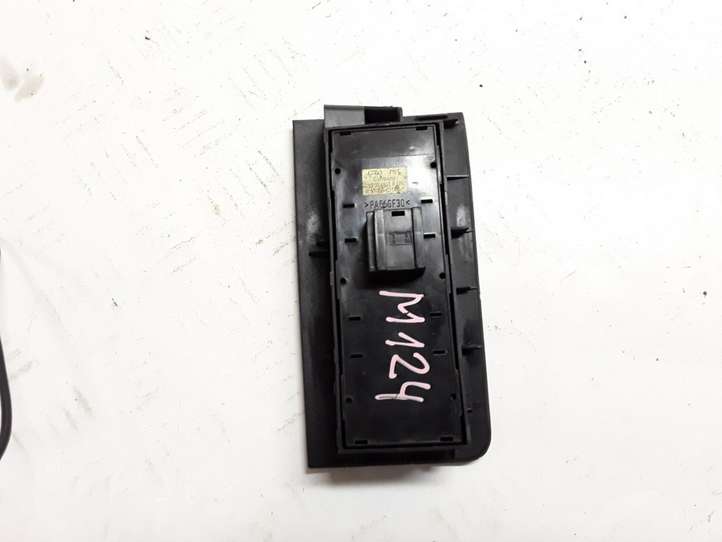 Audi A4 (2004 - 2009)  8H2959522 Кнопка стеклоподъемников