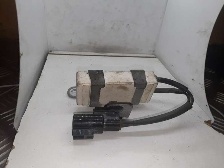 Toyota Yaris (2005 - 2009)  2468106110 Реле вентилятора охлаждения