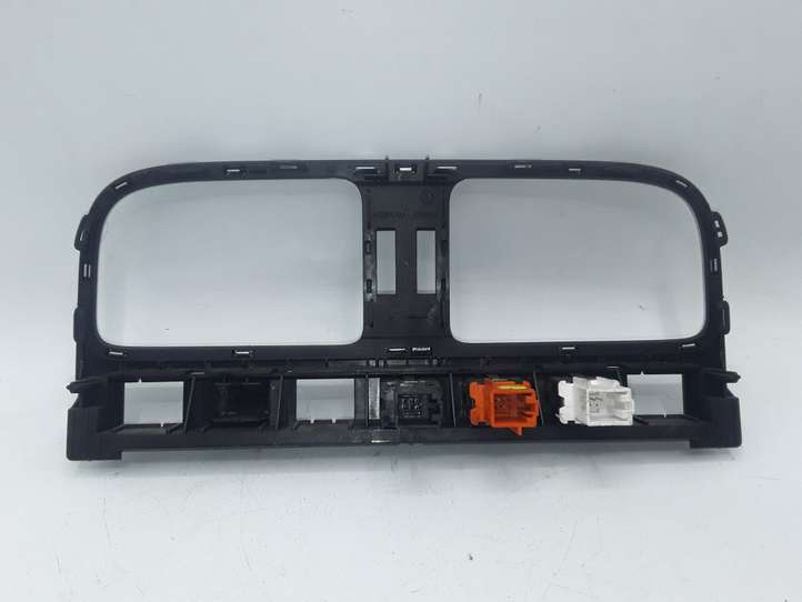 Volkswagen Polo (2009 - 2015)  6R0959623B Включатель аварийных фонарей