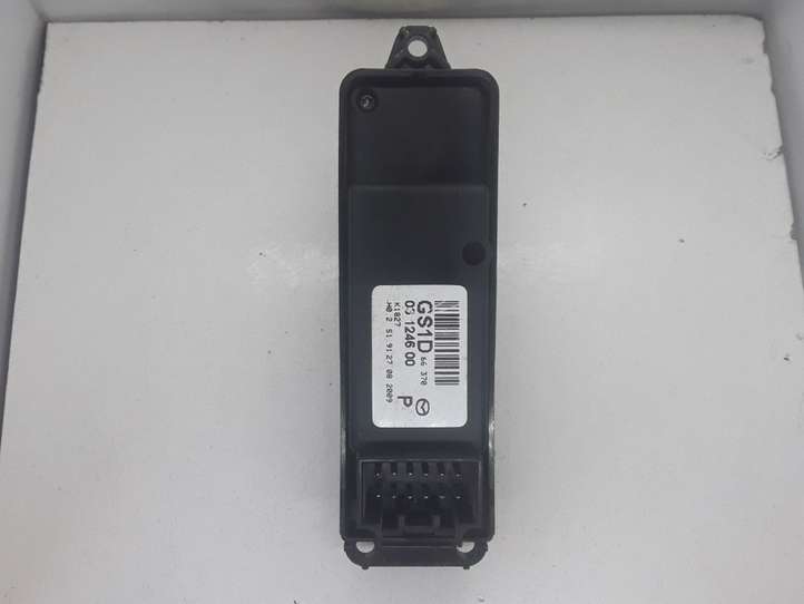Mazda 6. (2009 - 2012)  GS1D66370 Кнопка стеклоподъемников