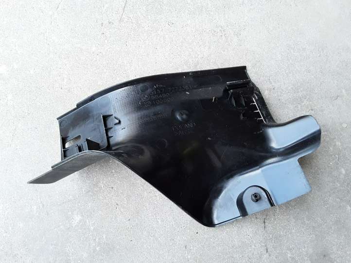 BMW i3 (2013 - )  51477272381 Отделка заднего порога кузова