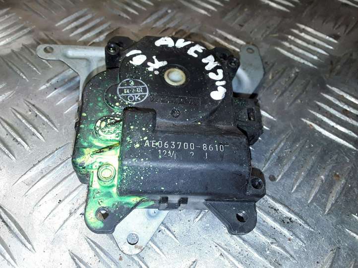 Toyota Avensis T250 (2006 - 2009)  AE637008610 Двигатель задвижки потока воздуха