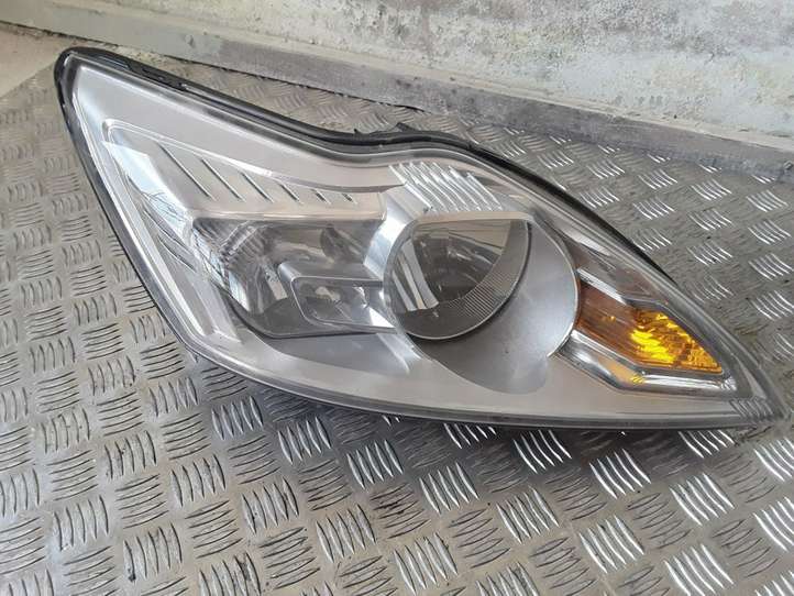 Ford Focus (2005 - 2008)  8M5113W029AF Передняя фара
