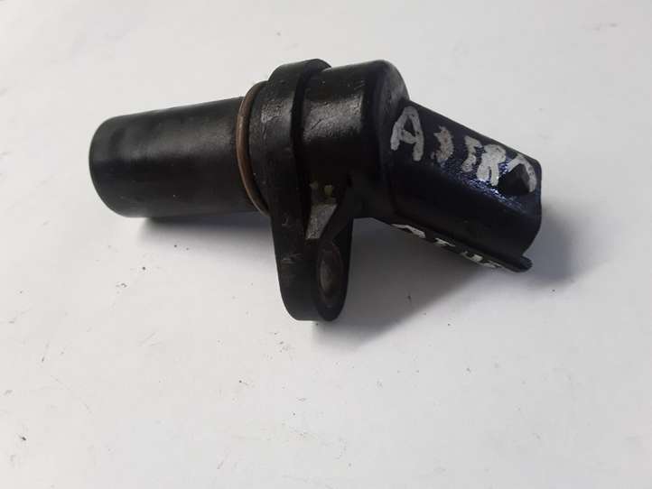 Opel Astra (2004 - 2009)  0281210151 Датчик положения коленчатого вала