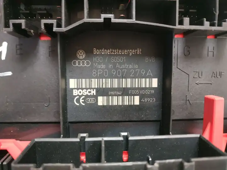 Audi A3/S3 8P (2003 - 2005) 8P0907279A Модуль комфорта — фото 1