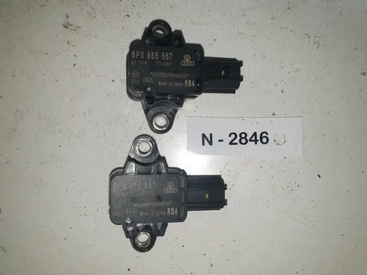 Audi A4 S4 B8 8K (2007 - 2011) 8P0955557 Датчик удара SRS — фото 1