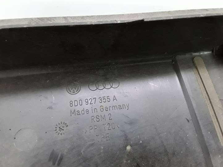 Volkswagen PASSAT B5 (1997 - 2000)  8D0927355A Крышка ящика предохранителей